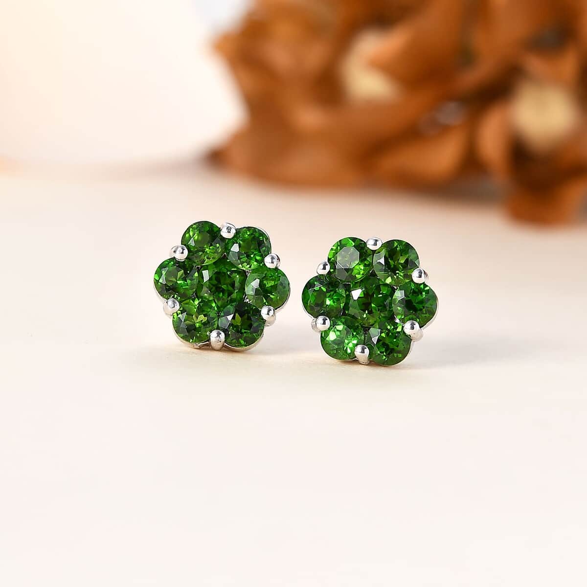 Chrome Diopside Floral Stud Earrings in Platinum Over Sterling Silver 2.00 ctw image number 1