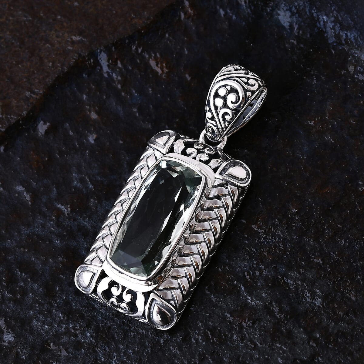 Bali Legacy Montezuma Prasiolite 10.25 ctw Pendant in Sterling Silver  image number 1