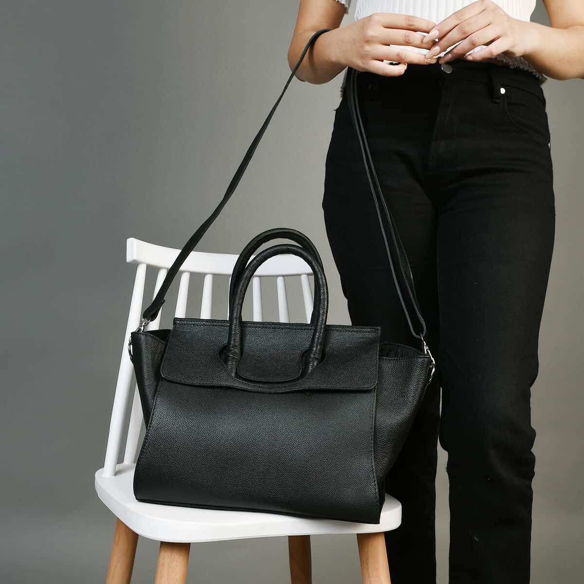 Black Genuine Leather Shoulder Bag image number 1