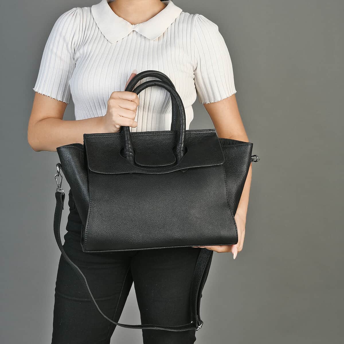 Black Genuine Leather Shoulder Bag image number 2