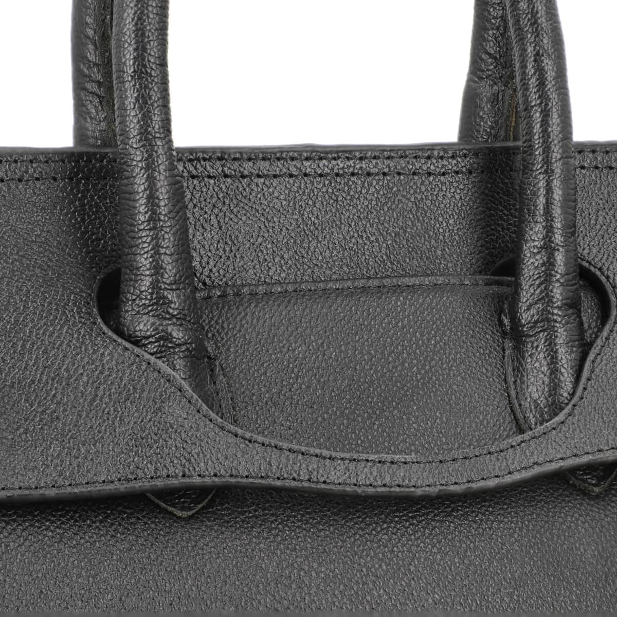 Black Genuine Leather Shoulder Bag image number 5