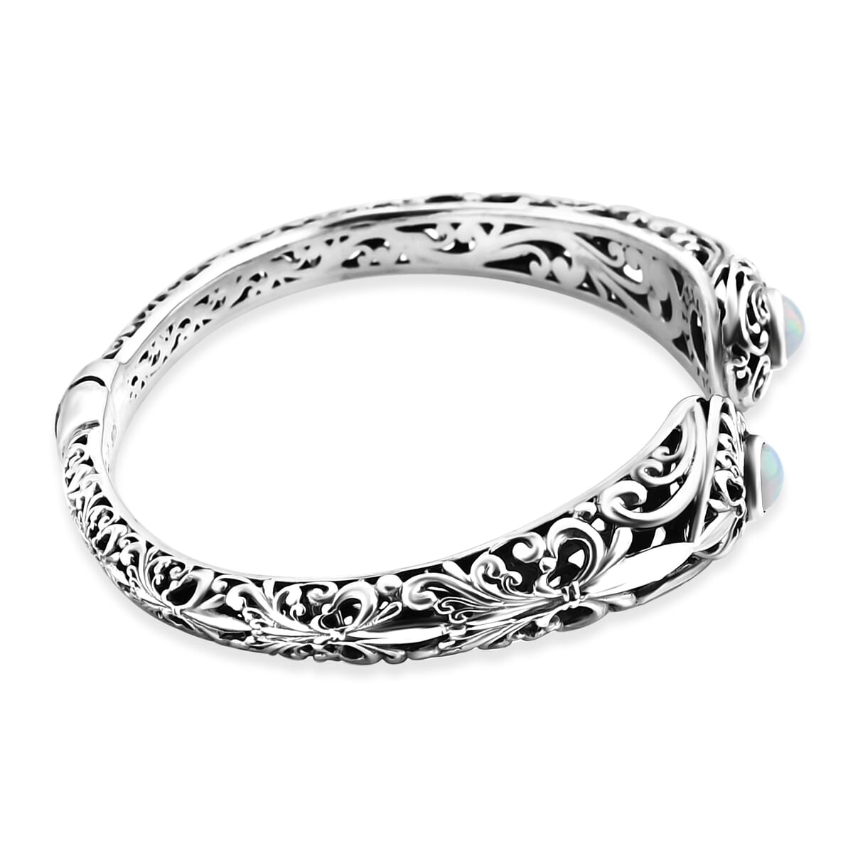 Bali Legacy Ethiopian Welo Opal 1.10 ctw Cuff Bracelet in Sterling Silver (7.25 In) image number 4