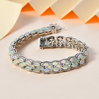 Premium Ethiopian Welo Opal Bracelet in Platinum Over Sterling Silver (6.50 In) 10.00 ctw