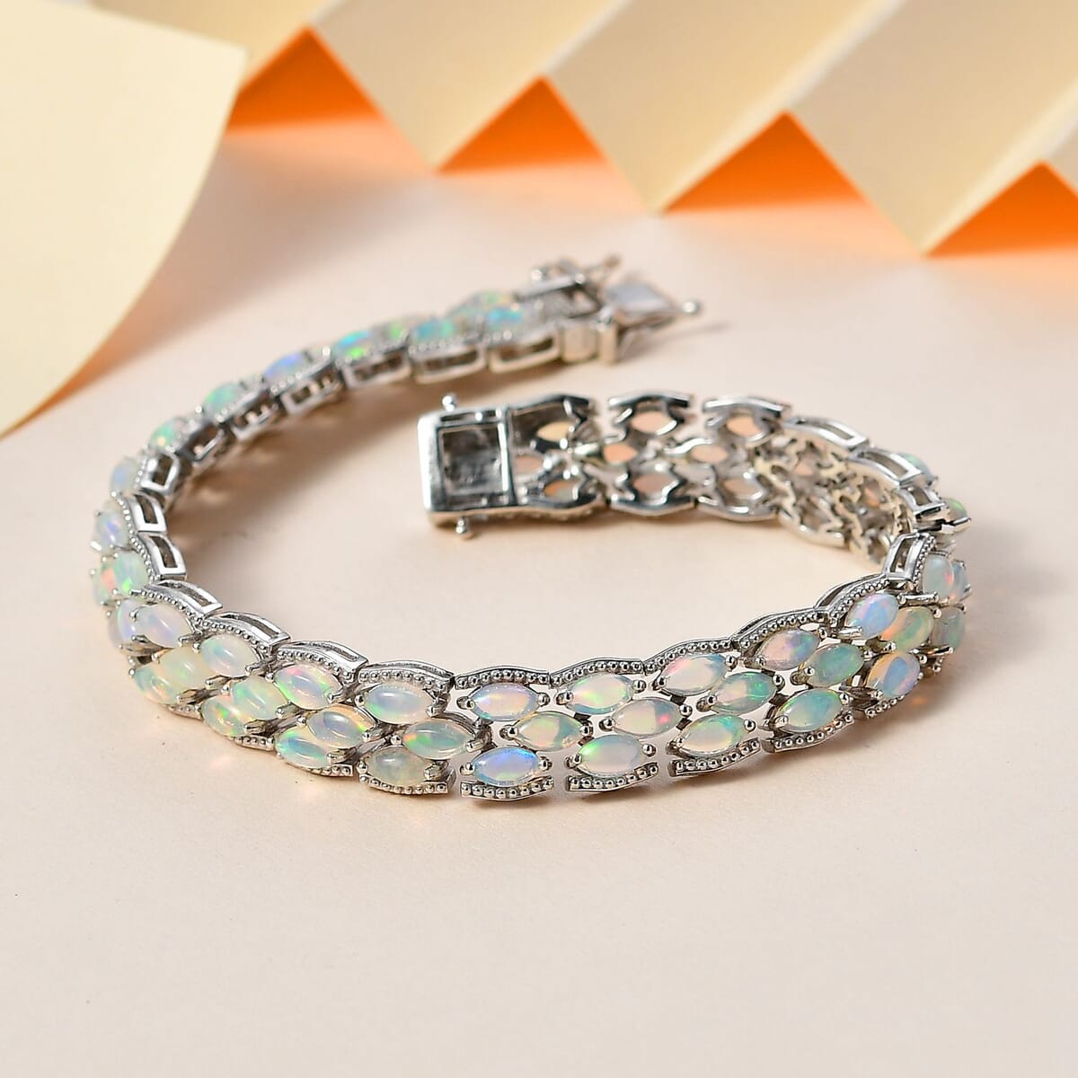 Premium Ethiopian Welo Opal Bracelet in Platinum Over Sterling Silver (7.25 In) 11.00 ctw image number 1