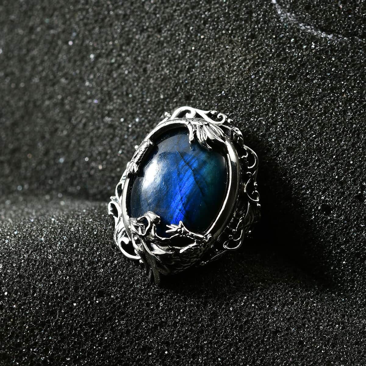 Artisan Crafted AAA Malagasy Labradorite Dragon Ring in Sterling Silver (Size 7.0) 17.70 ctw image number 2