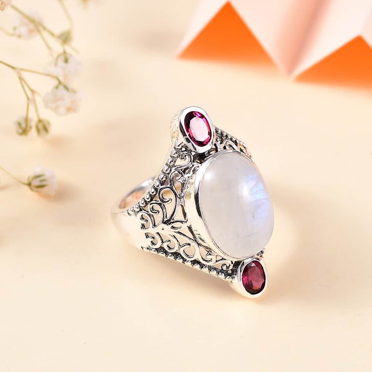 Artisan Crafted AAA Moon Glow Moonstone and Orissa Rhodolite Garnet Filigree Ring in Sterling Silver (Size 6.0) 7.10 ctw image number 1