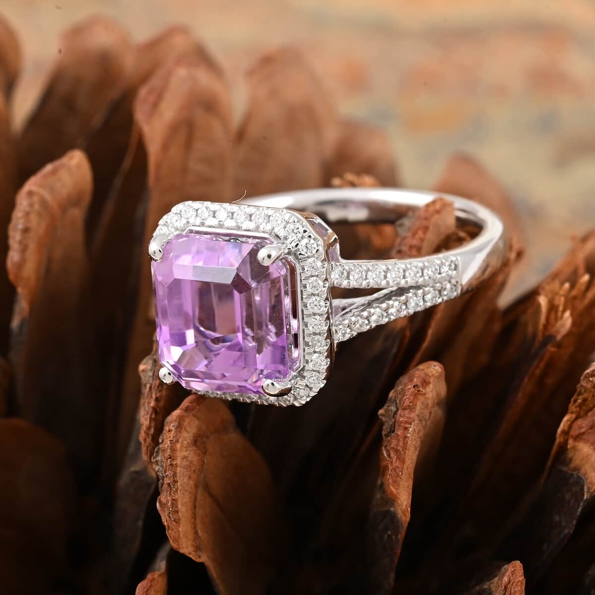 Certified & Appraised Rhapsody 950 Platinum AAAA Patroke Kunzite and E-F VS Diamond Ring (Size 7.0) 7.50 Grams 5.75 ctw image number 1