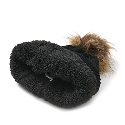 Black Acrylic Scarf with Pockets, Socks and LED Beanie Hat