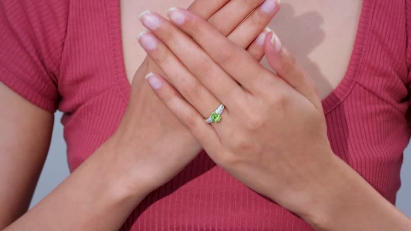 Luxoro 14K Green Gold AAA Natural Arikanga Tourmaline and G-H I2 Diamond Ring (Size 6.0) 4.50 Grams 1.15 ctw
