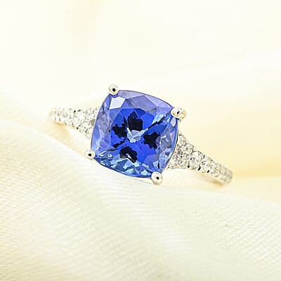Certified & Appraised Rhapsody 950 Platinum AAAA Tanzanite and E-F VS Diamond Ring (Size 10.0) 4.45 Grams 2.85 ctw