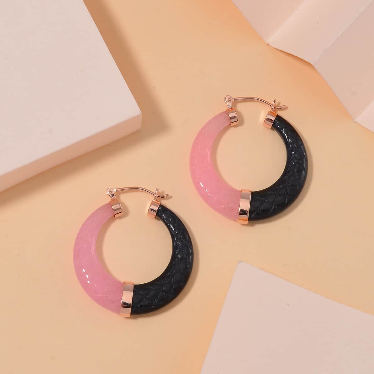 Pink and Black Jade (D) 104.00 ctw Hoop Earrings in Vermeil Rose Gold Over Sterling Silver  image number 1