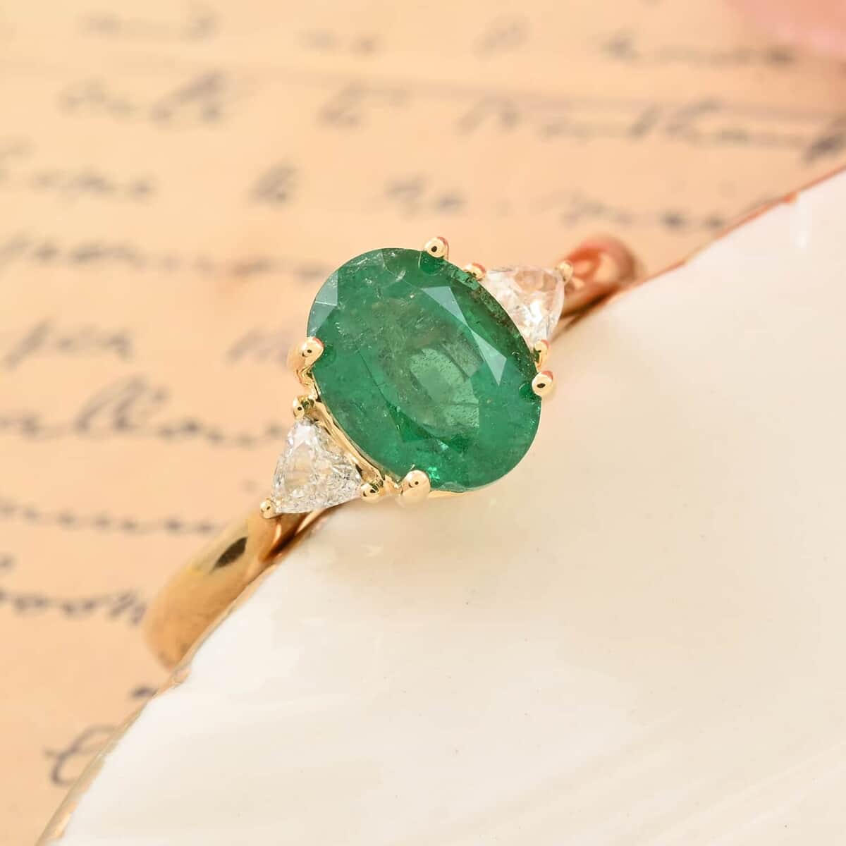Certified & Appraised Iliana 18K Yellow Gold AAA Kagem Zambian Emerald and SI Diamond Ring (Size 10.0) 1.45 ctw image number 1