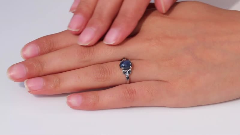 Blue Star Sapphire (DF), Blue Sapphire Ring in Platinum Over Sterling Silver (Size 10.0) 3.35 ctw