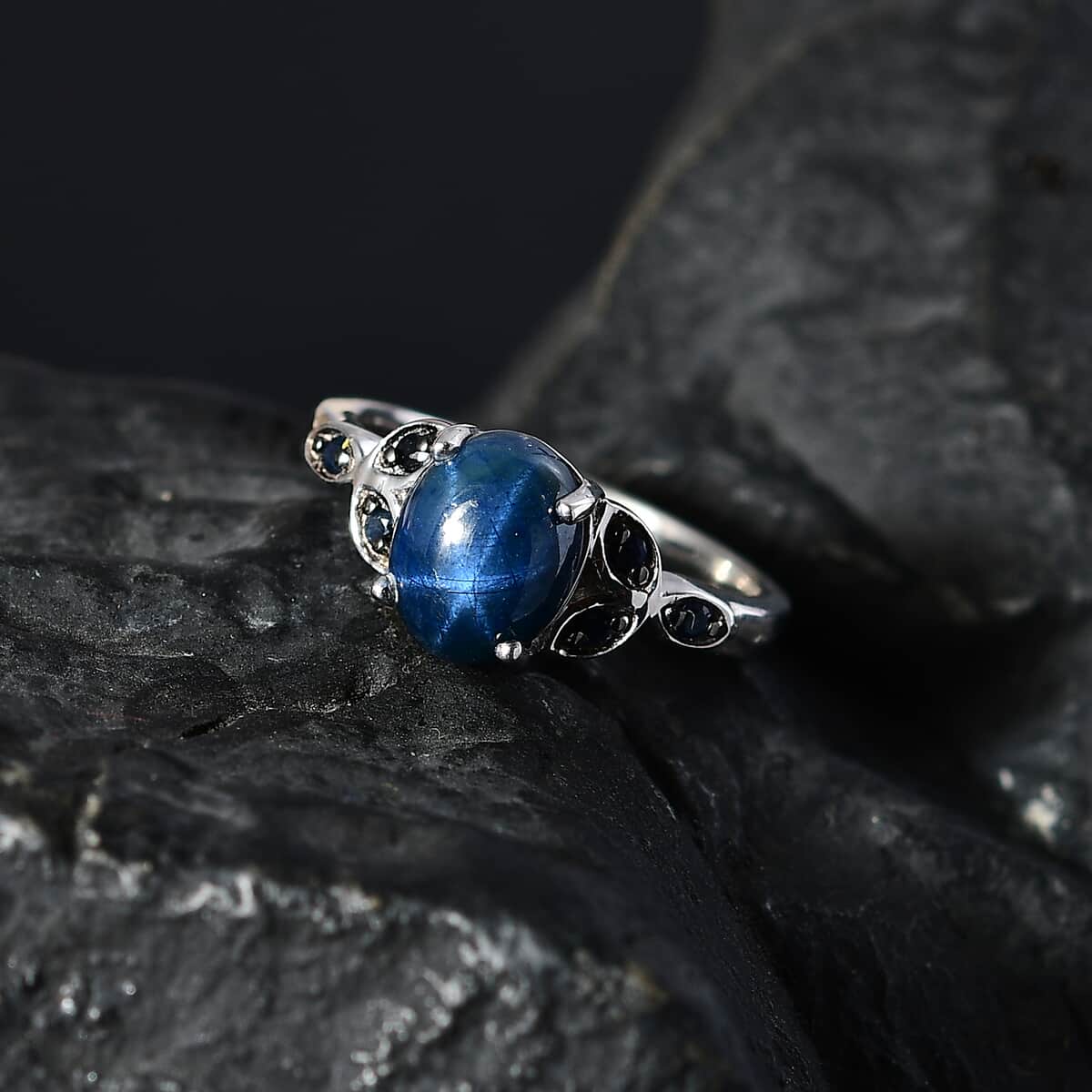 Blue Star Sapphire (DF), Blue Sapphire Ring in Platinum Over Sterling Silver (Size 10.0) 3.35 ctw image number 1