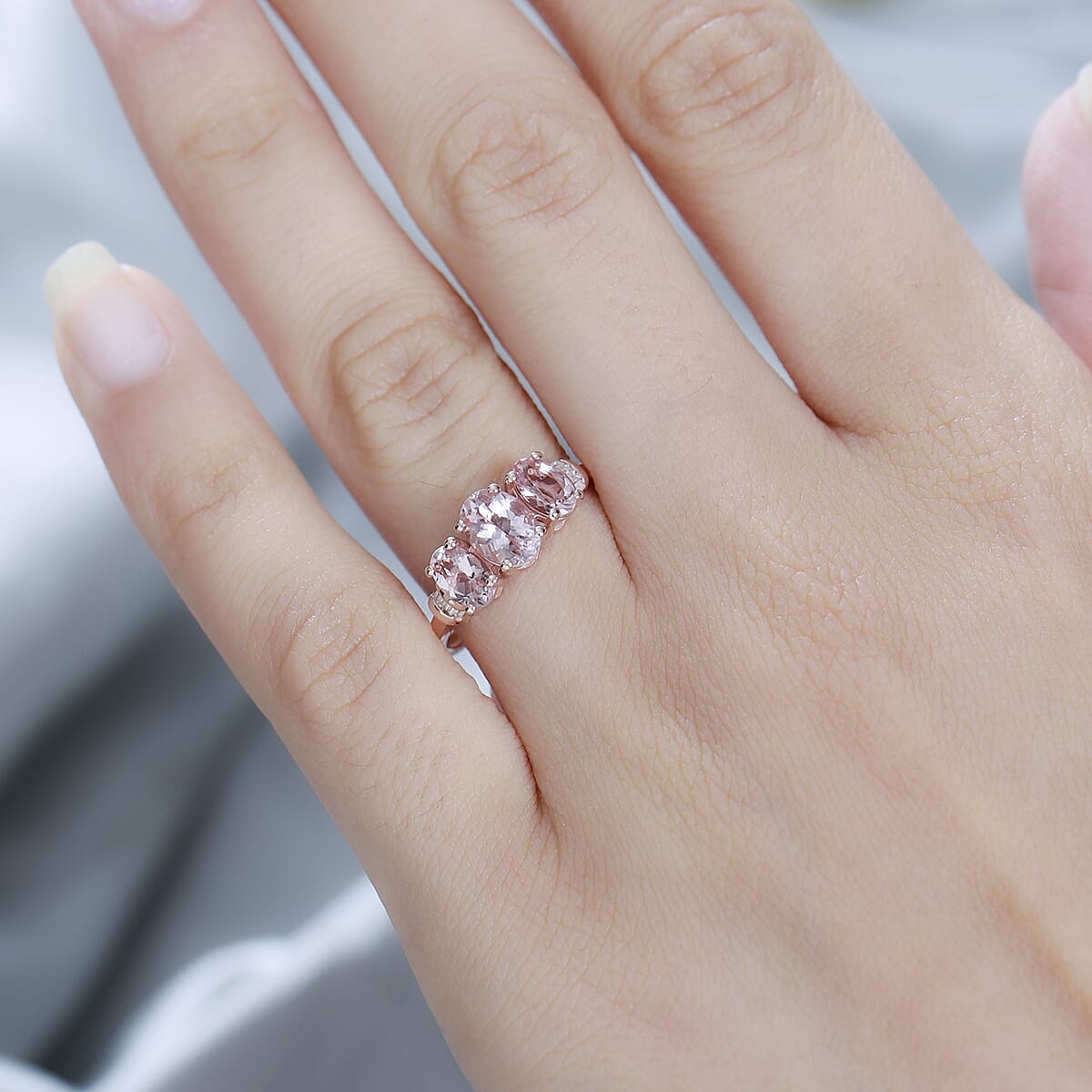 Premium Pink Morganite and Diamond 3 Stone Ring in Vermeil Rose Gold Over Sterling Silver (Size 6.0) 1.50 ctw image number 2