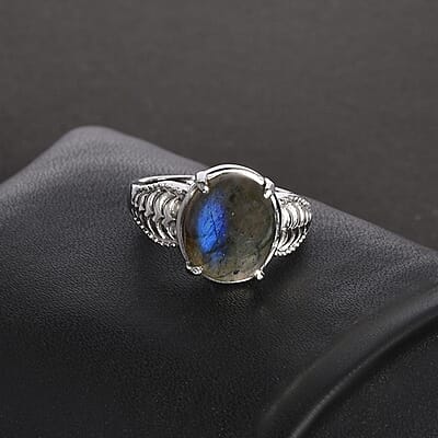 Malagasy Labradorite 8.00 ctw Ring in Stainless Steel (Size 6.5)