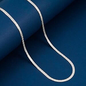 Sterling Silver Textured Square Necklace 18 Inches 3.70 Grams