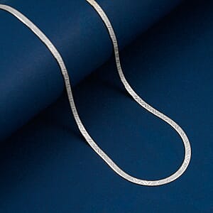 Sterling Silver Textured Chevron Chain Necklace 18 Inches 3.90 Grams