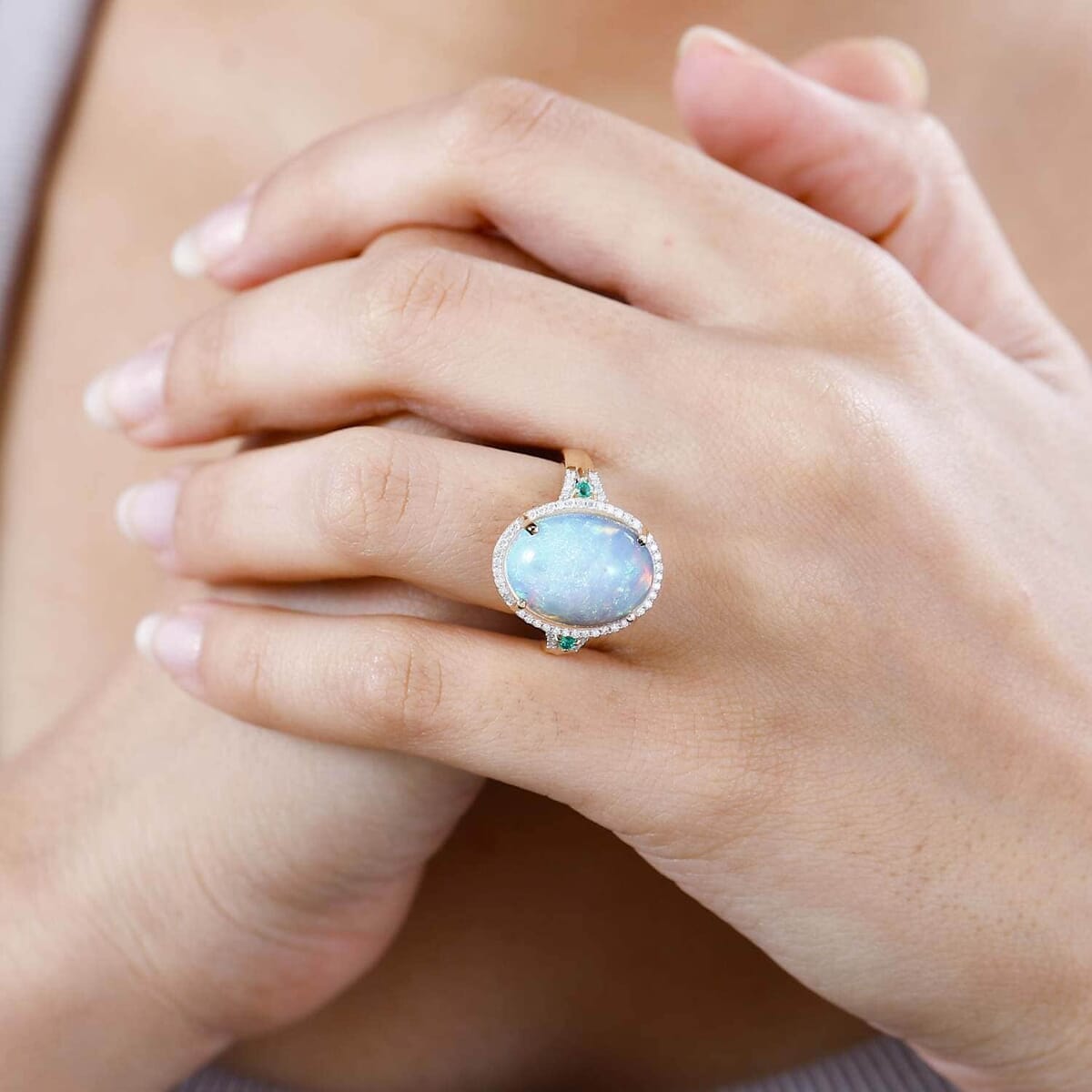 Luxoro 14K Yellow Gold AAA Ethiopian Welo Opal, AAAA Boyaca Colombian Emerald and G-H I2 Diamond Halo Ring (Size 10.0) 5.65 Grams 5.85 ctw image number 3