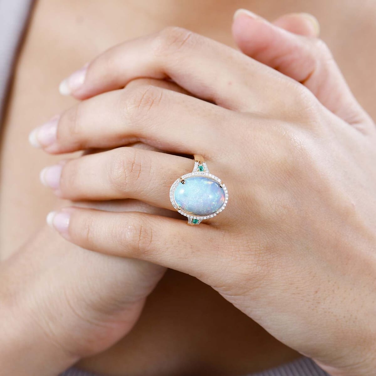 Luxoro 14K Yellow Gold AAA Ethiopian Welo Opal, AAAA Boyaca Colombian Emerald and G-H I2 Diamond Halo Ring (Size 7.0) 5.65 Grams 5.85 ctw image number 3