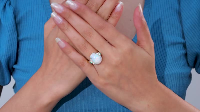 Luxoro 14K Yellow Gold AAA Ethiopian Welo Opal, AAAA Boyaca Colombian Emerald and G-H I2 Diamond Halo Ring (Size 10.0) 5.65 Grams 5.85 ctw