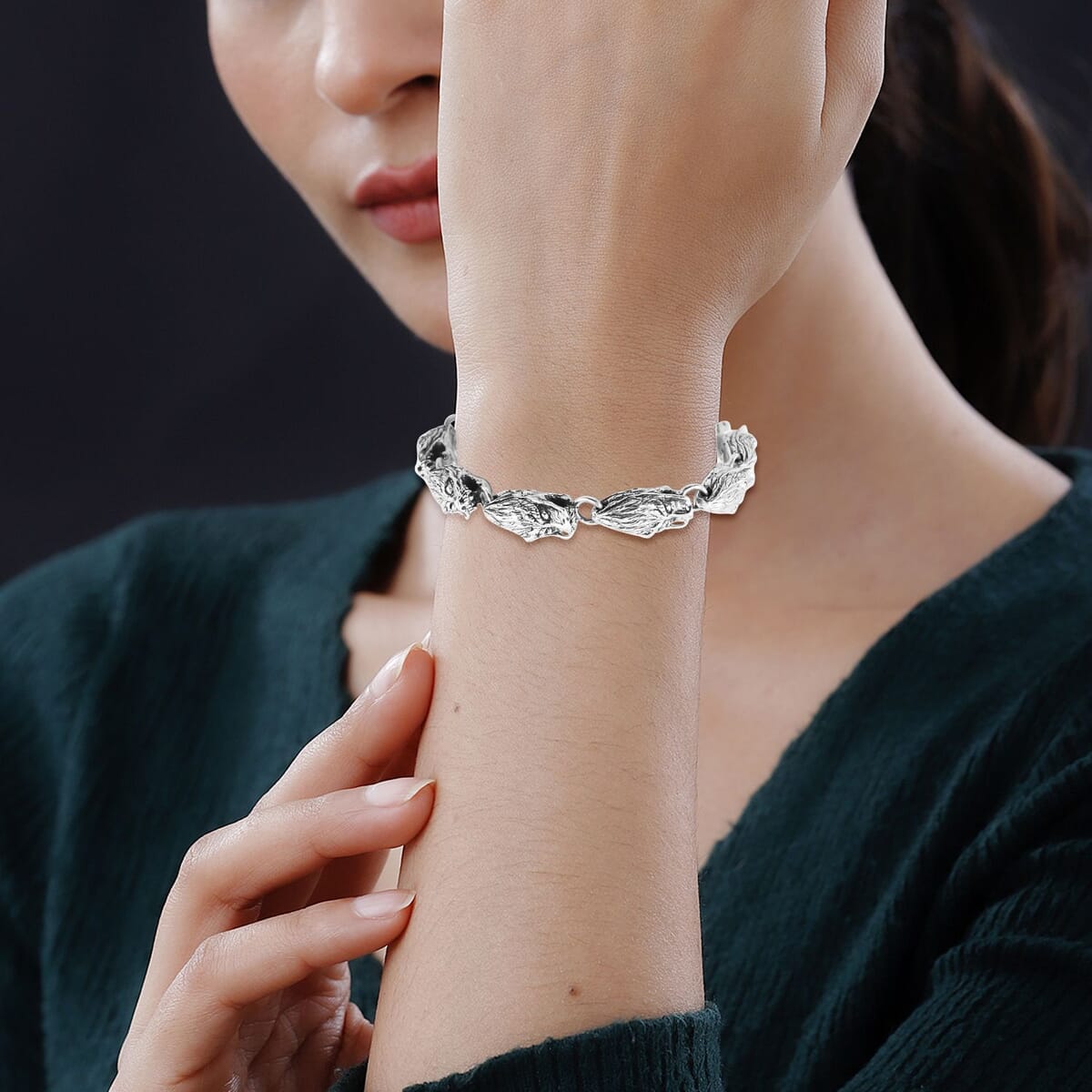Bali Legacy Sterling Silver Dragon Head Link Bracelet (7.25 In) 26.90 Grams image number 2