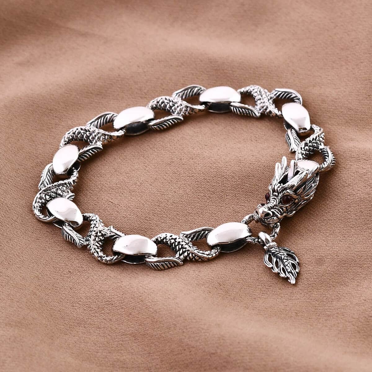 Bali Legacy Mozambique Garnet Dragon Head Bracelet in Sterling Silver (6.50 In) 0.15 ctw image number 1