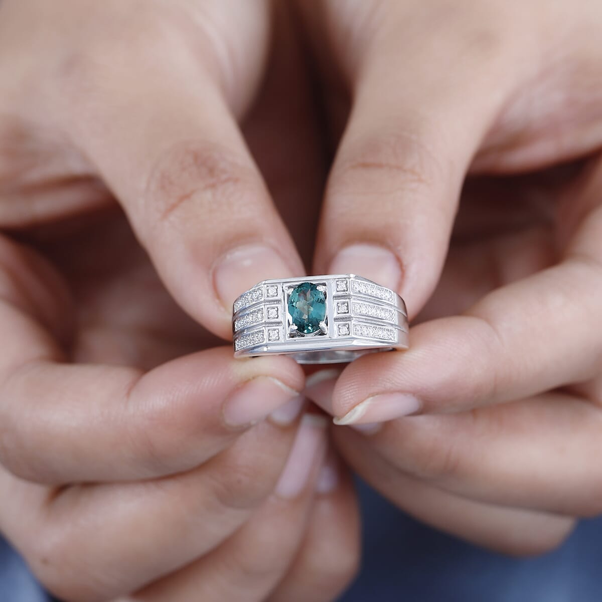 Indian Ocean Apatite and Moissanite Men's Ring in Platinum Over Sterling Silver (Size 11.0) 1.00 ctw image number 2