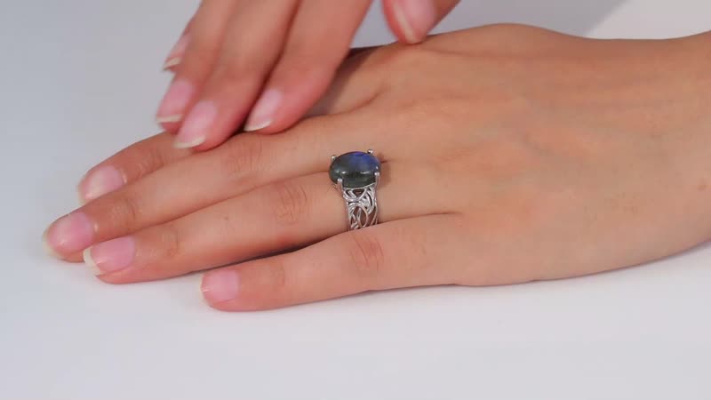 Karis Malagasy Labradorite Solitaire Ring in Platinum Bond (Size 10.0) 6.60 ctw