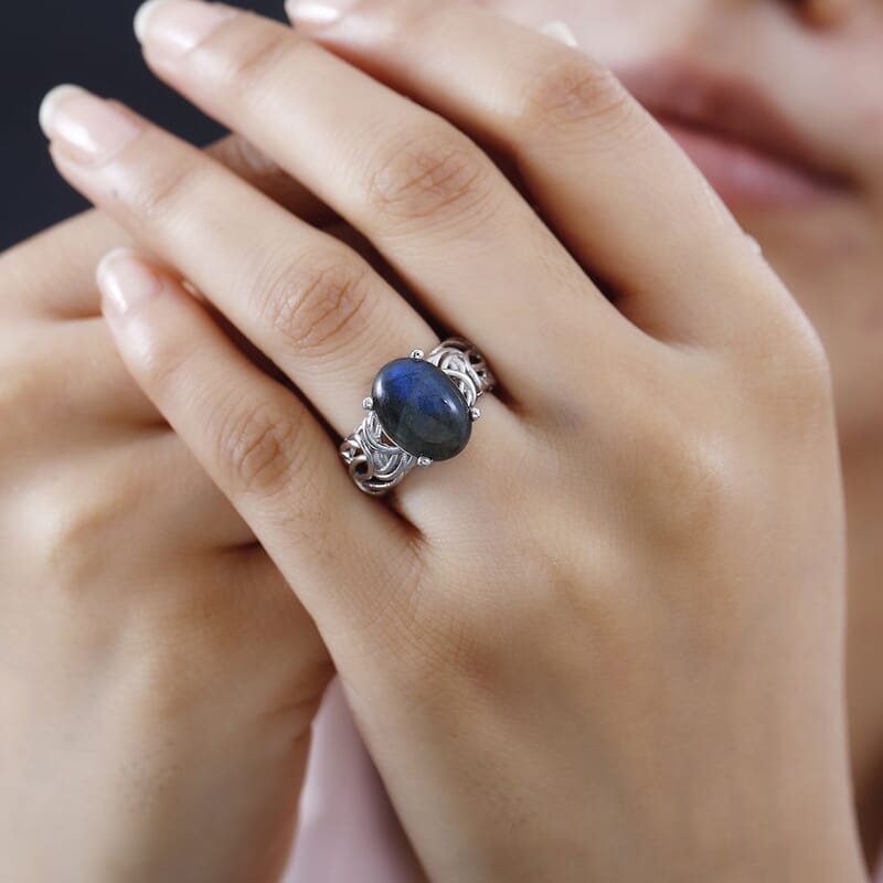 Karis Malagasy Labradorite Solitaire Ring in Platinum Bond (Size 6.0) 6.60 ctw