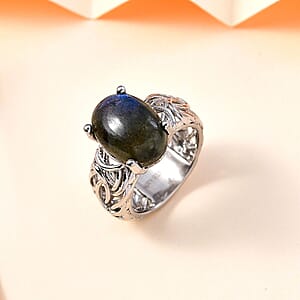 Karis Malagasy Labradorite Solitaire Ring in Platinum Bond (Size 9.0) 6.60 ctw