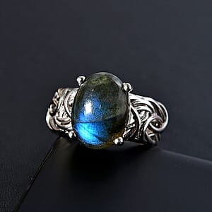 Karis Malagasy Labradorite Solitaire Ring in Platinum Bond (Size 9.0) 6.60 ctw
