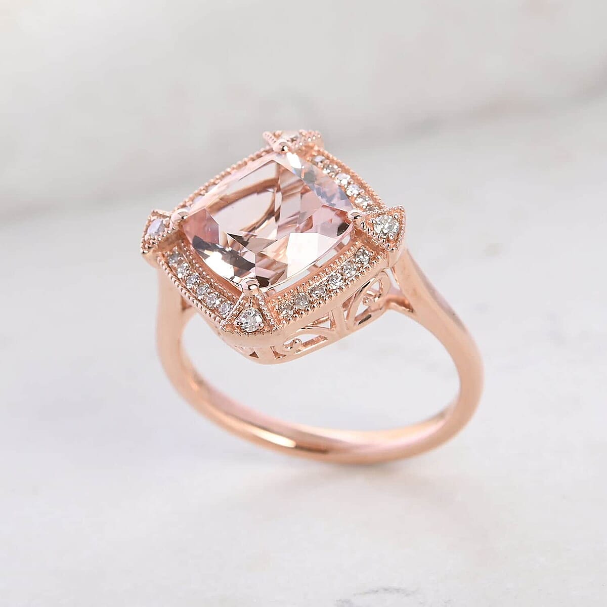Certified & Appraised Luxoro AAA Marropino Morganite and G-H I2 Diamond 2.95 ctw Ring in 10K Rose Gold (Size 6.5) image number 1