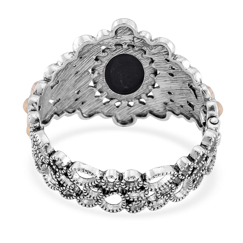 Cameo and White Howlite Bangle Bracelet in Silvertone (7.0 In) 26.00 ctw