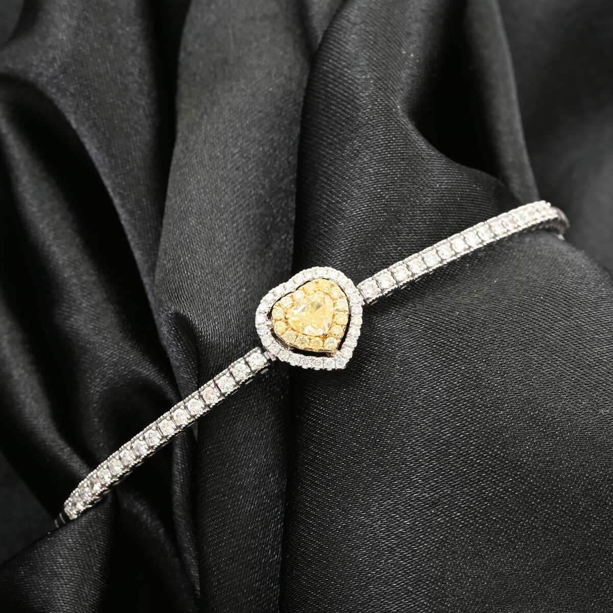 Modani 14K Yellow and White Gold Yellow and White Diamond Bangle Bracelet (7.00 In) 6.44 Grams 1.00 ctw image number 1