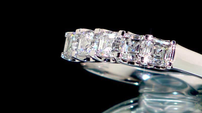 Modani 950 Platinum White Diamond (SI1) Ring 4.75 Grams 1.17 ctw