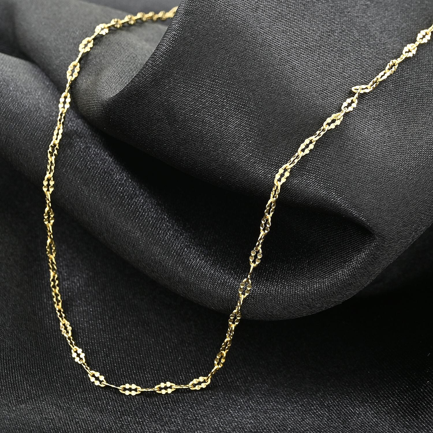 14K Yellow Gold Over Sterling Silver Oval Daisy Chain Necklace 24 Inches 3 Grams