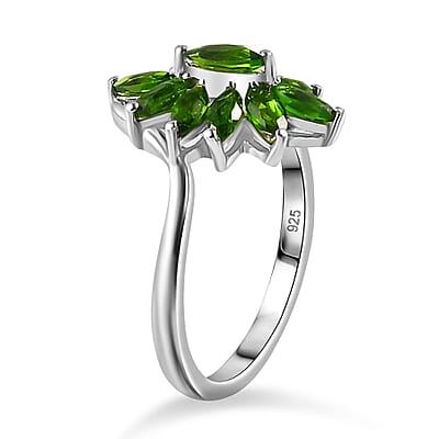 Chrome Diopside 0.90 ctw Ring in Rhodium Over Sterling Silver (Size 10.0)