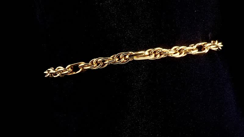 Italian 10K Yellow Gold Figaro Bracelet (7-8In) 3.50 Grams