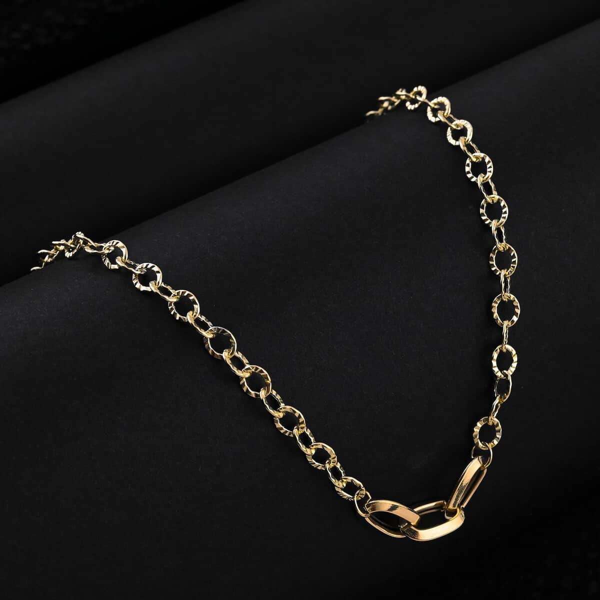 Italian Paperclip Station Necklace in 10K Yellow Gold 2.23 Grams 24 Inches image number 1