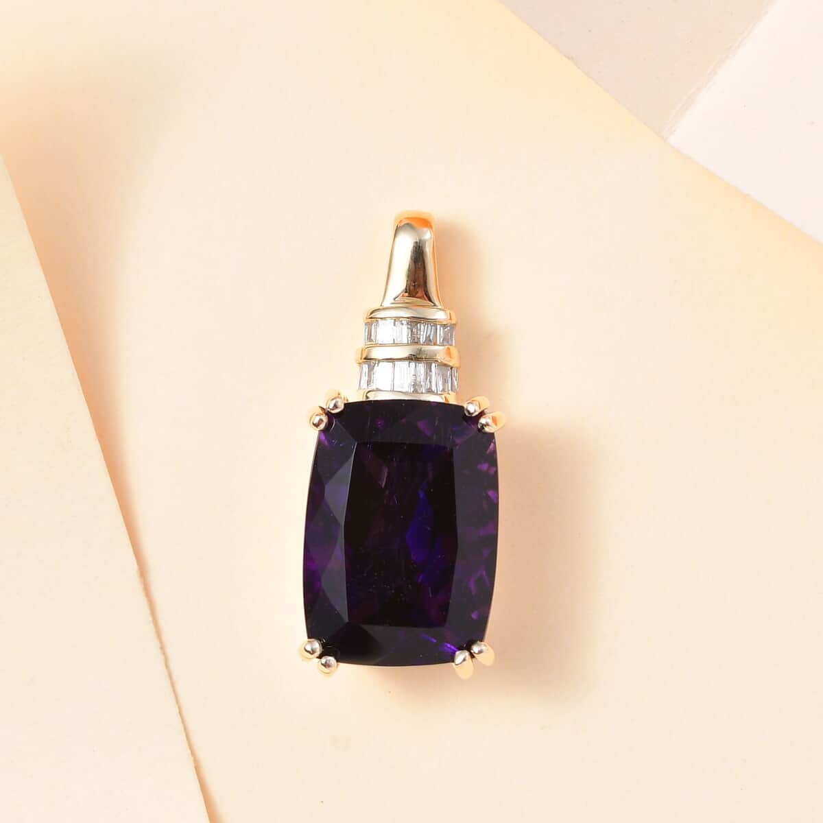 Luxoro 10K Yellow Gold AAA Moroccan Amethyst and G-H I2 Diamond Pendant 7.00 ctw image number 1