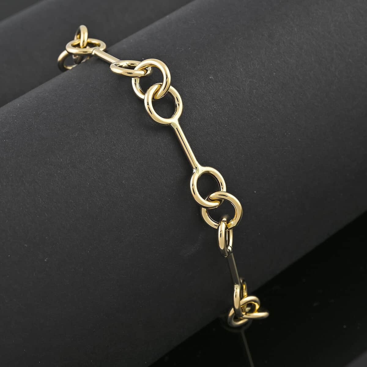 Italian 10K Yellow Gold Jolly Links Bracelet (7-8In) 3.5 Grams image number 1