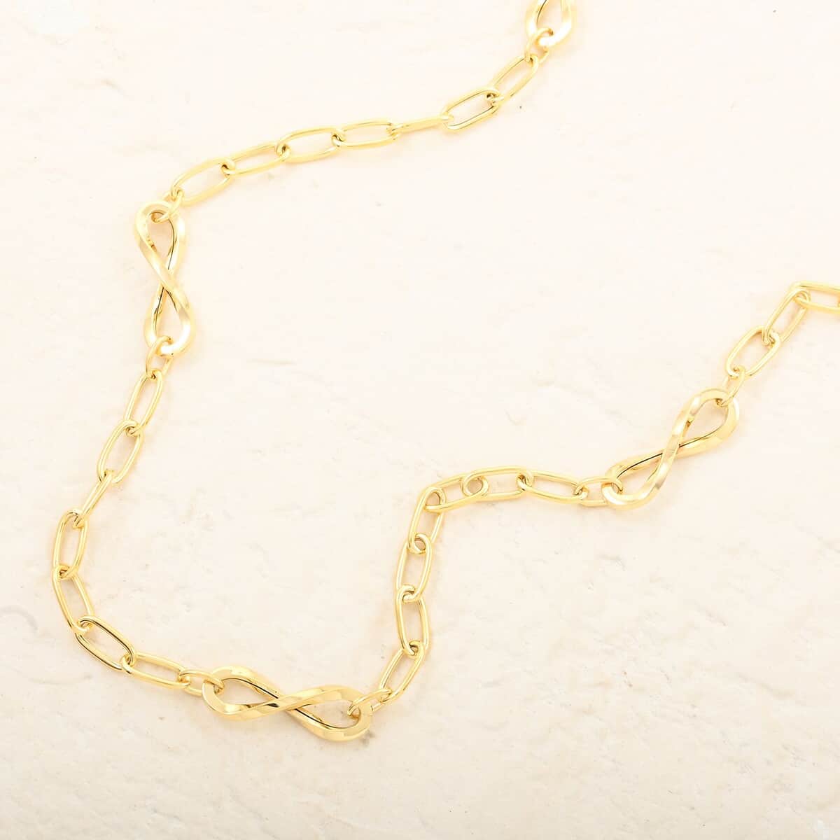 Italian Infinity Links Necklace in 10K Yellow Gold 4.94 Grams 20 Inches image number 1