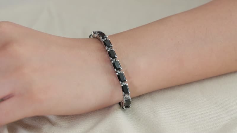 Thai Black Spinel Bracelet in Stainless Steel (6.50-8.0In) 20.65 ctw