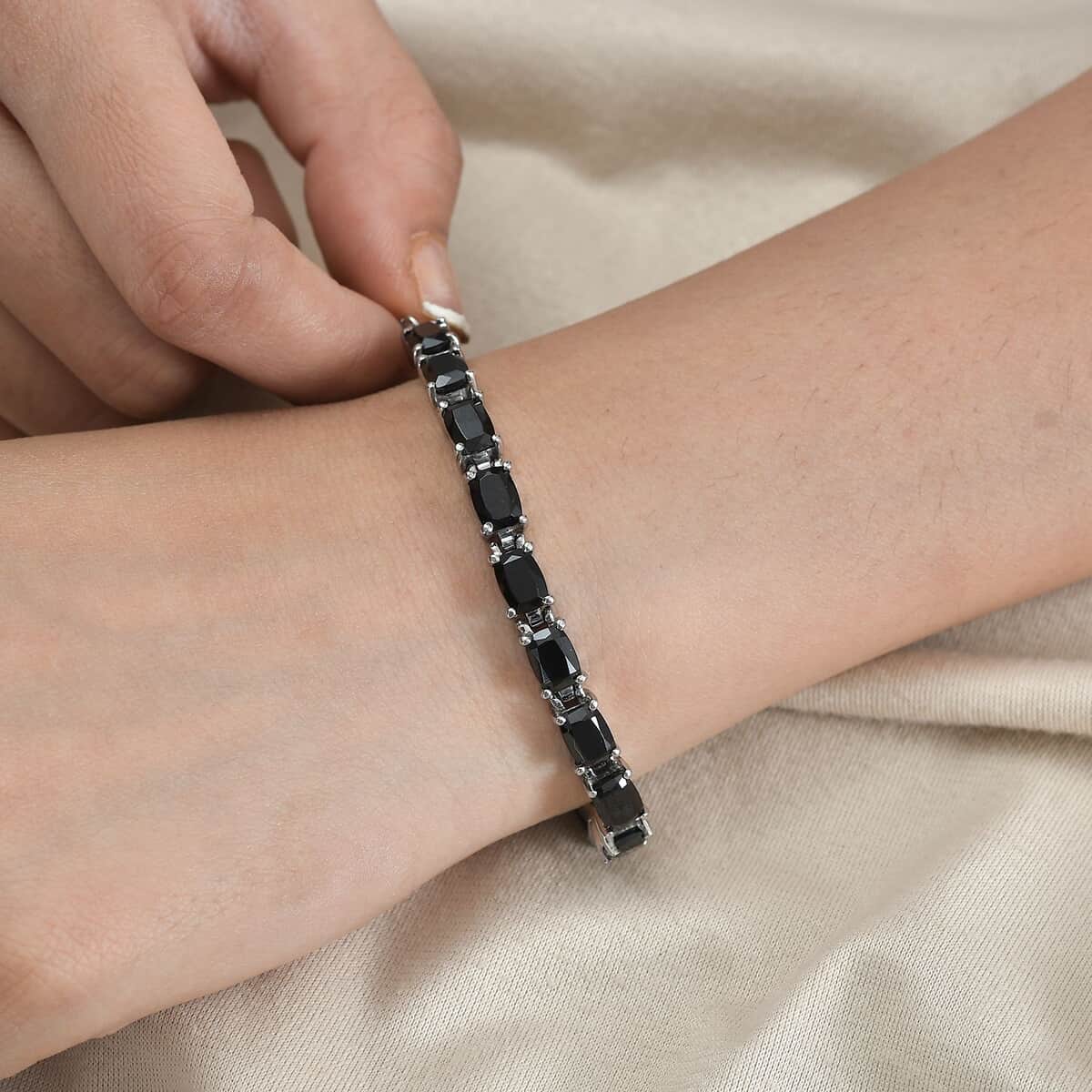 Thai Black Spinel Bracelet in Stainless Steel (6.50-8.0In) 20.65 ctw image number 2