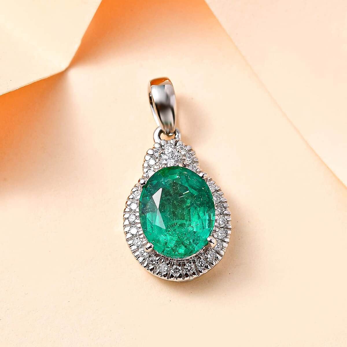 Rhapsody 950 Platinum AAAA Kagem Zambian Emerald and E-F VS2 Diamond Pendant 3.10 ctw image number 1