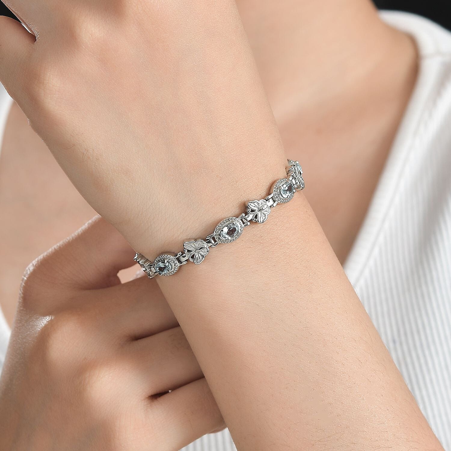 Sky Blue Topaz 2.40 ctw Bracelet in Stainless Steel (10.50 In)