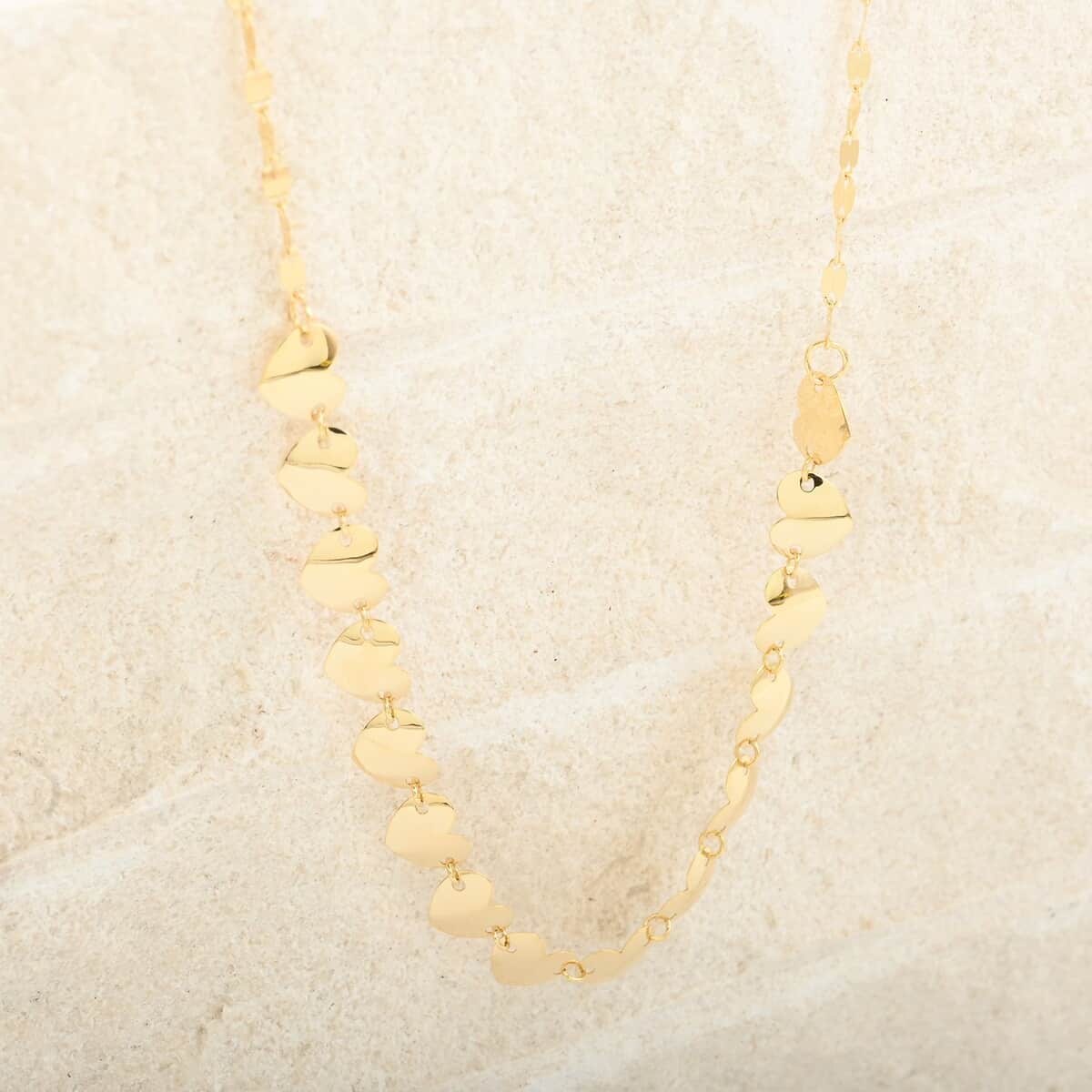 Italian Concave Heart Station Necklace in 10K Yellow Gold 1.50 Grams 18-20 Inches image number 1