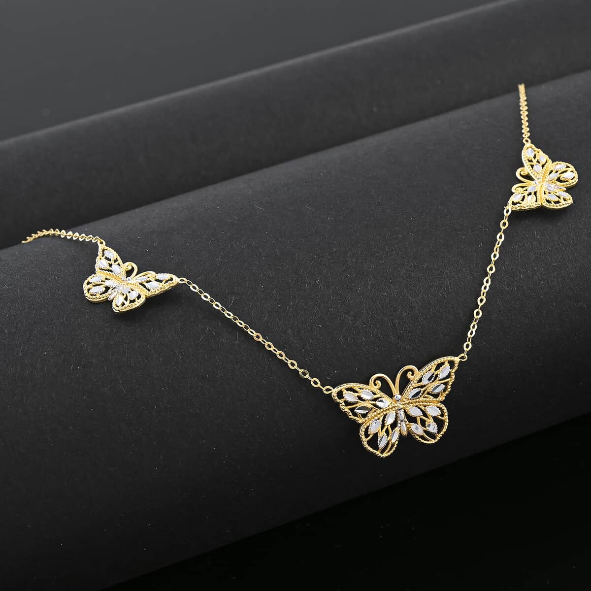 Italian 10K Yellow and White Gold Butterfly Station Necklace 18-20 Inches 2 Grams image number 1