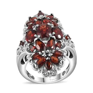 Mozambique Garnet Floral Ring in Platinum Over Sterling Silver (Size 5.0) 5.60 ctw